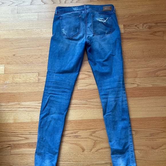 Designer Jeans - Picture 2 of 3